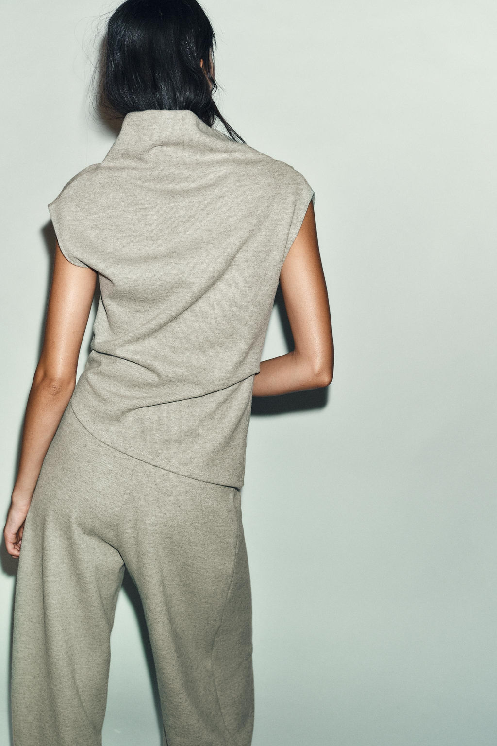 WRAPOVER TROUSERS WITH BUTTON - Zara фото 11