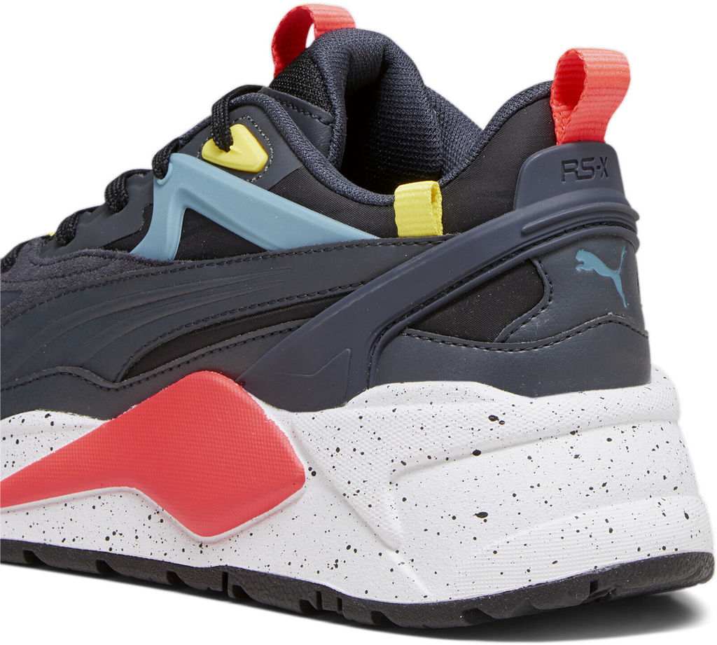 Кроссовки взрослые