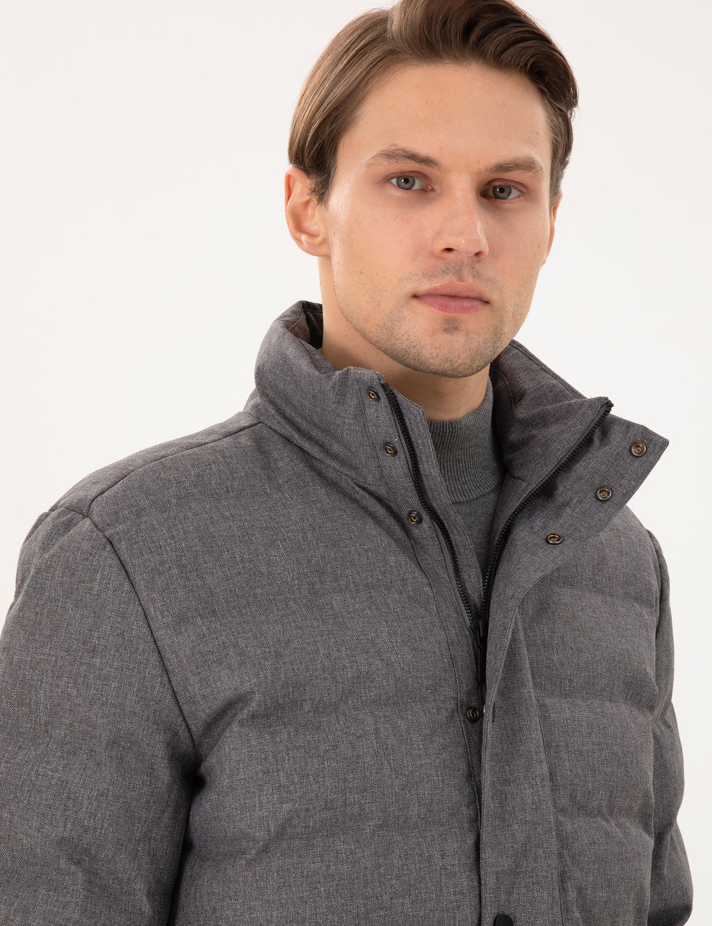 Gri Kaz T_y_ S_cak Tutan Mont