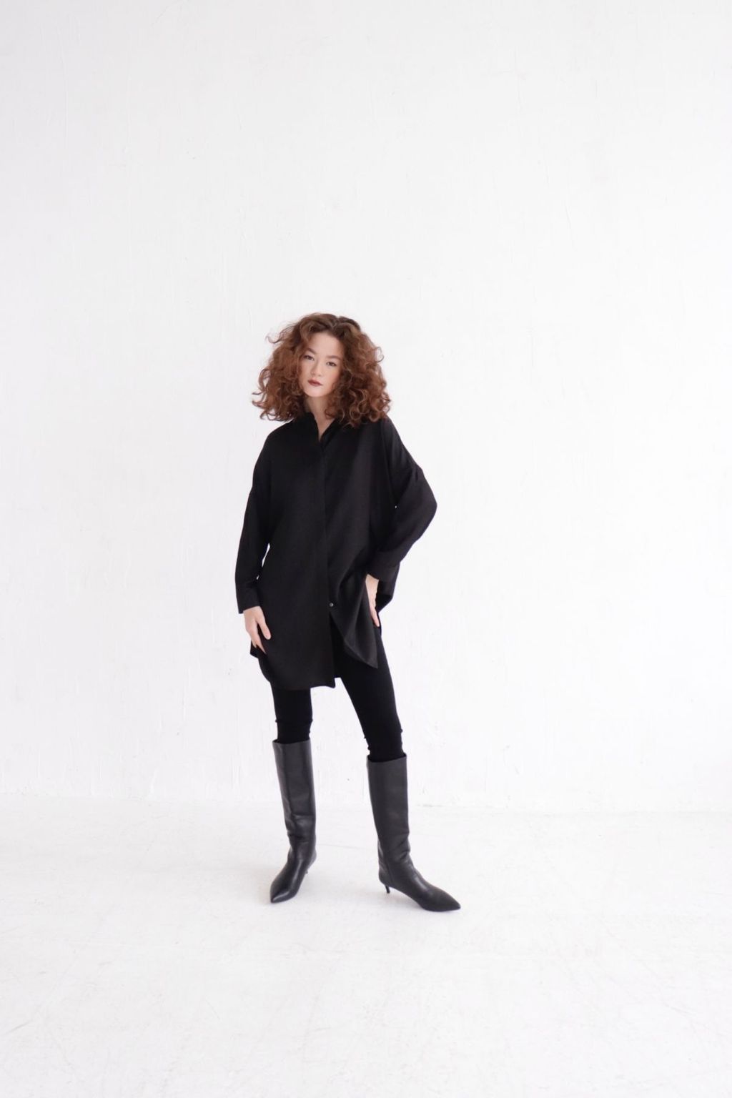 Базовая удлинённая рубашка свободного силуэта - Martichelli фото 14