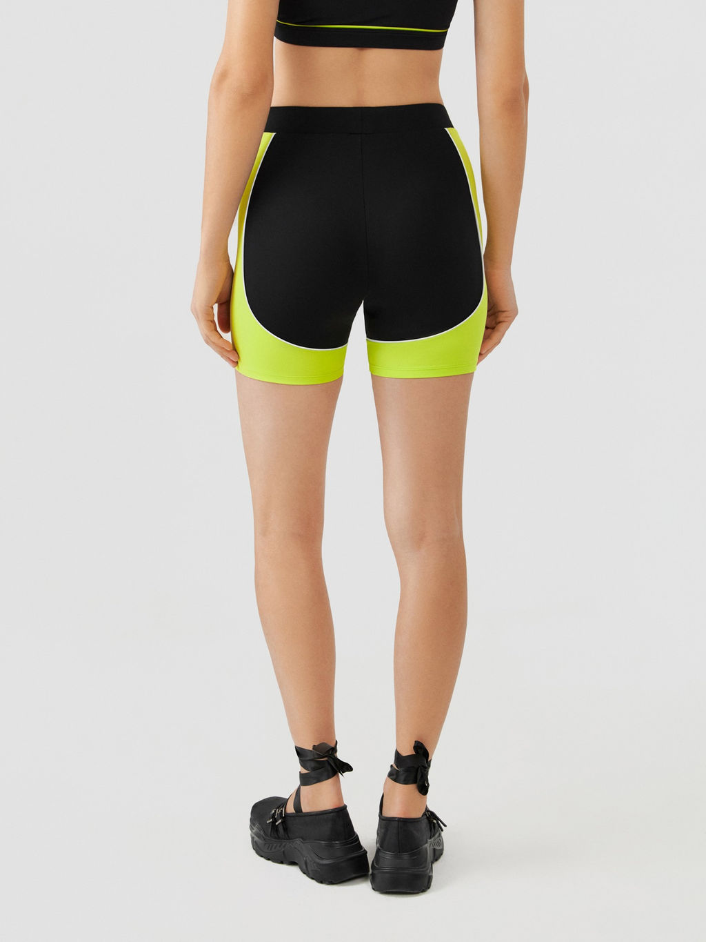 10200420117 Шорты жен. Jas черный - Concept club фото 4