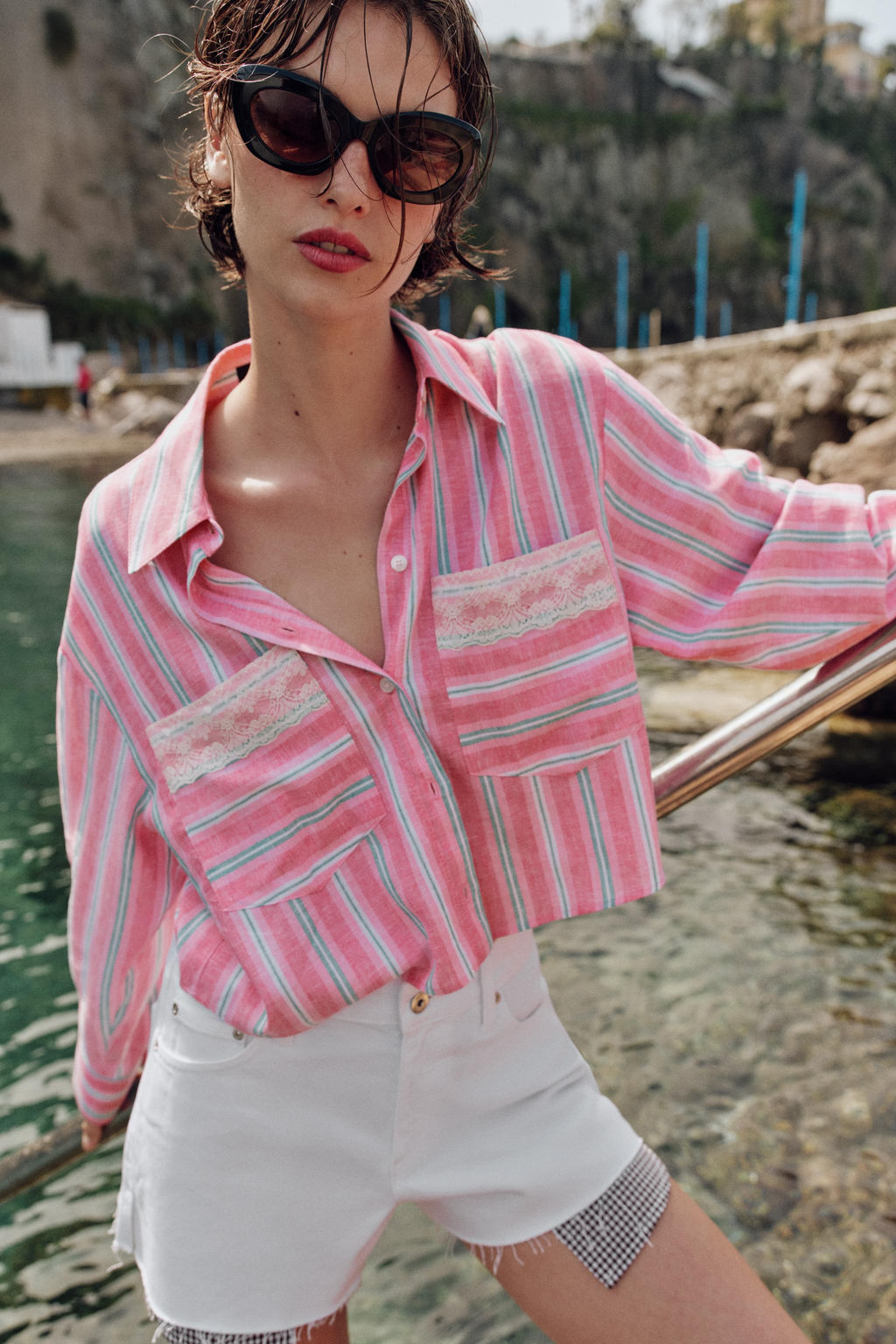 CAMISA CORTA RAYAS ENCAJE / Rosas - Zara фото 3