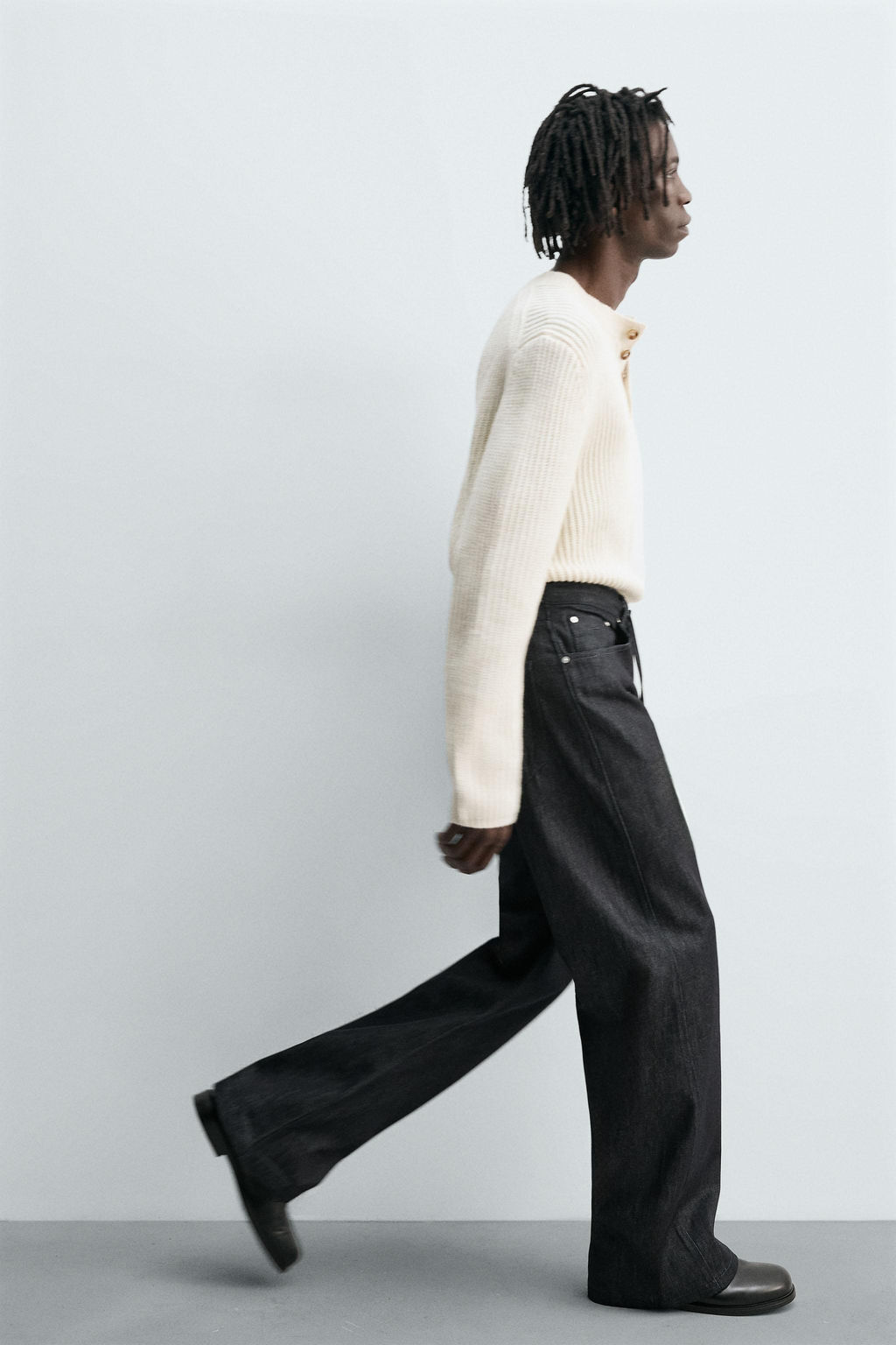 RELAXED FLARE FIT JEANS - Zara фото 5