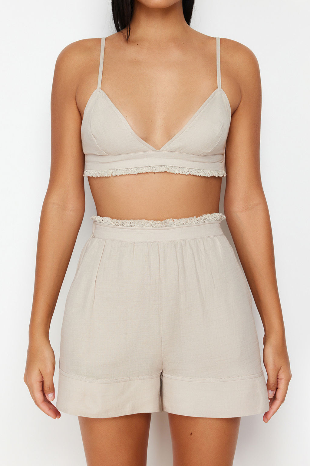 Trendyolmilla Premium Bej %100 Pamuklu Puskul Detayl? Ip Ask?l? Muslin Sortlu Dokuma Pijama Tak?m? THMSS24PT00076  фото 5