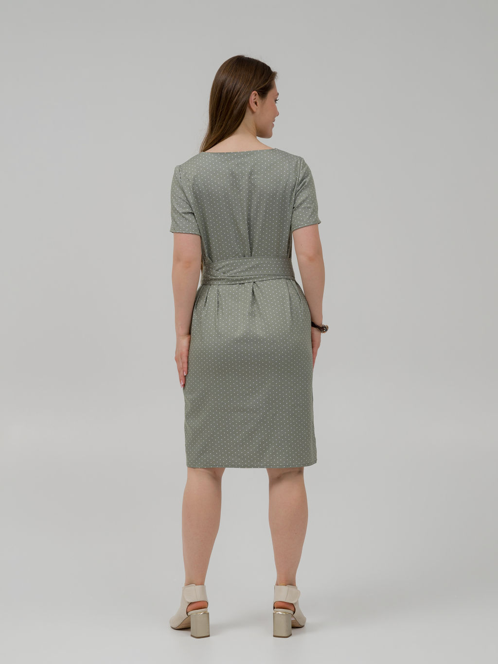 Летнее, хлопковое платье в горошек оливковое