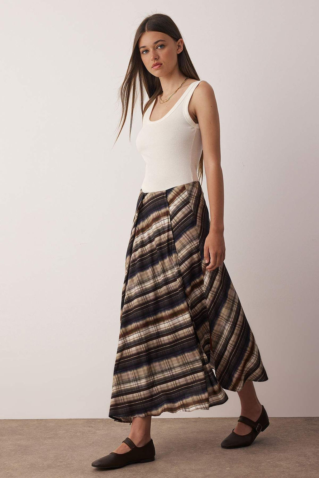 Trendyolmilla Cok Renkli Asimetrik Y?rtmacl? Uzun/Maxi Viskon Etek TWOSS25ET00183 фото 12