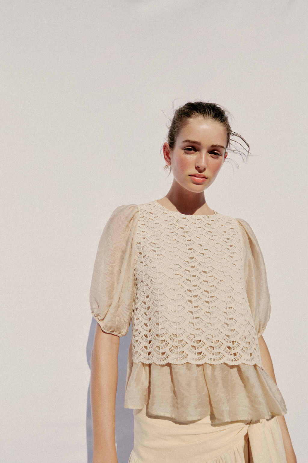 CUERPO COMBINADO CROCHET / Crudo
