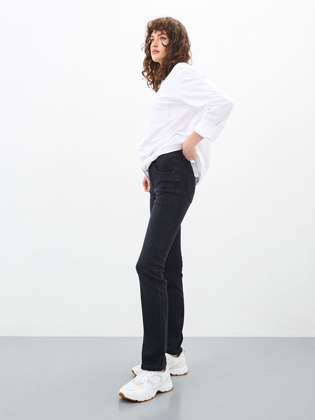 Утепленные Женские Джинсы Прямые на Флисе