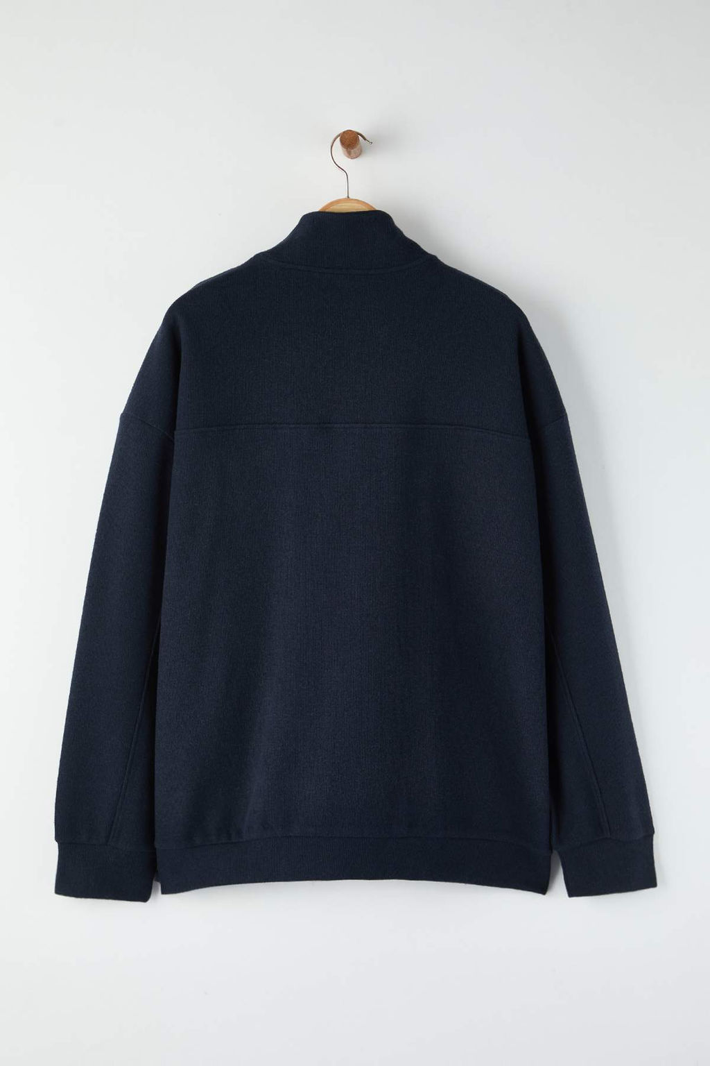Lacivert Yeni Oversize Buyuk Beden Dokulu Dik Yaka Penguen Nak?sl? Sweatshirt TMNAW26AO00000 - Trendyolmilla фото 4