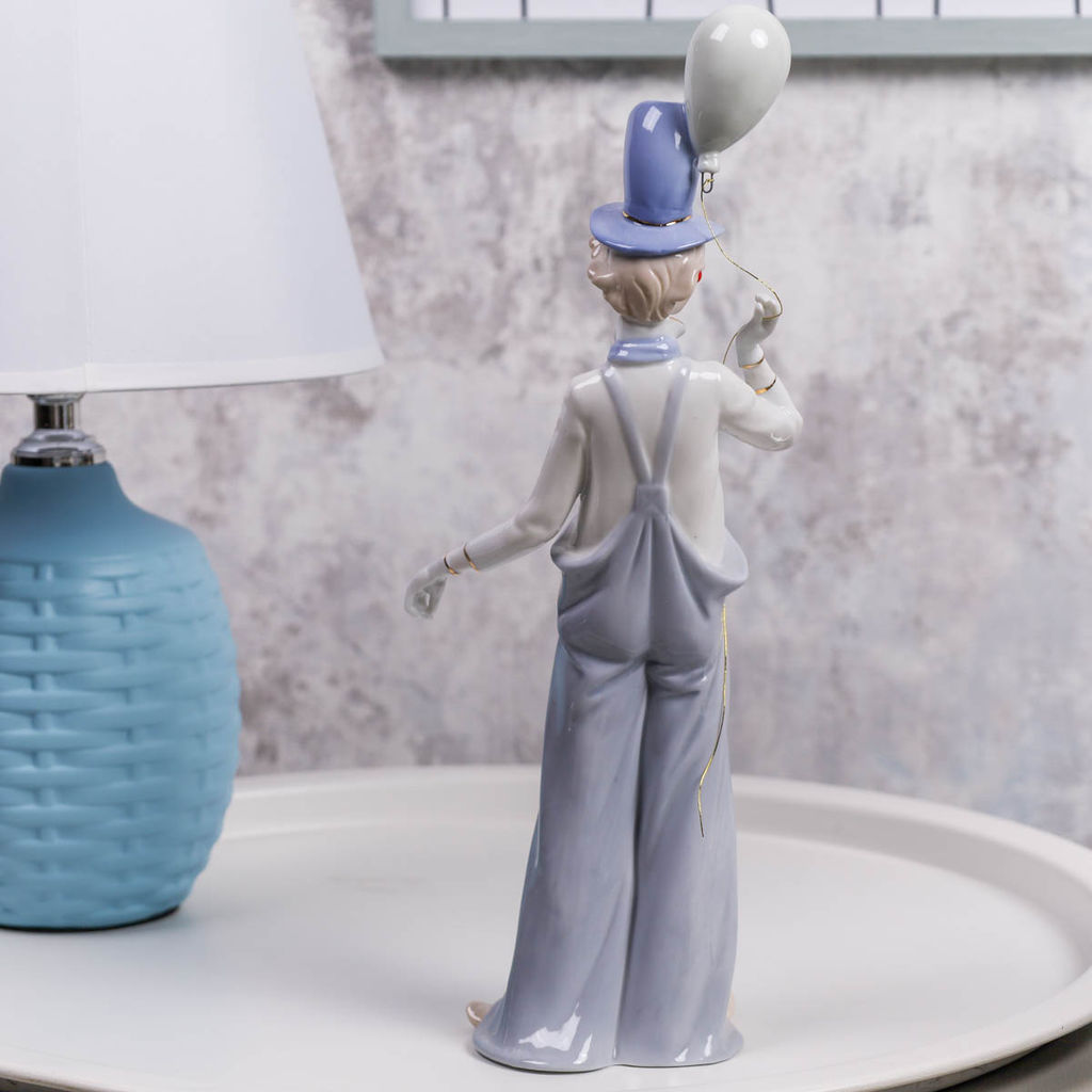 Статуэтка Клоун 28 см с шариком / HP116 /уп 24/ - Галеонтрейд фото 4