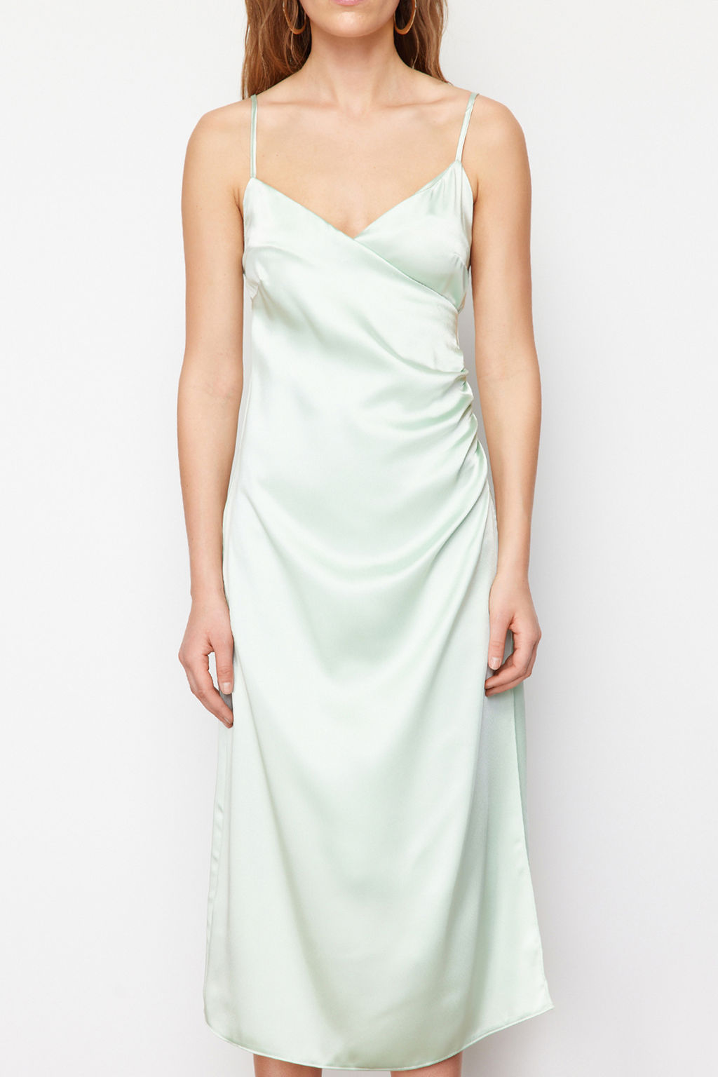 Yesil Kruvaze Yaka Saten Midi Dokuma Elbise TWOSS24EL00066 - Trendyolmilla фото 4