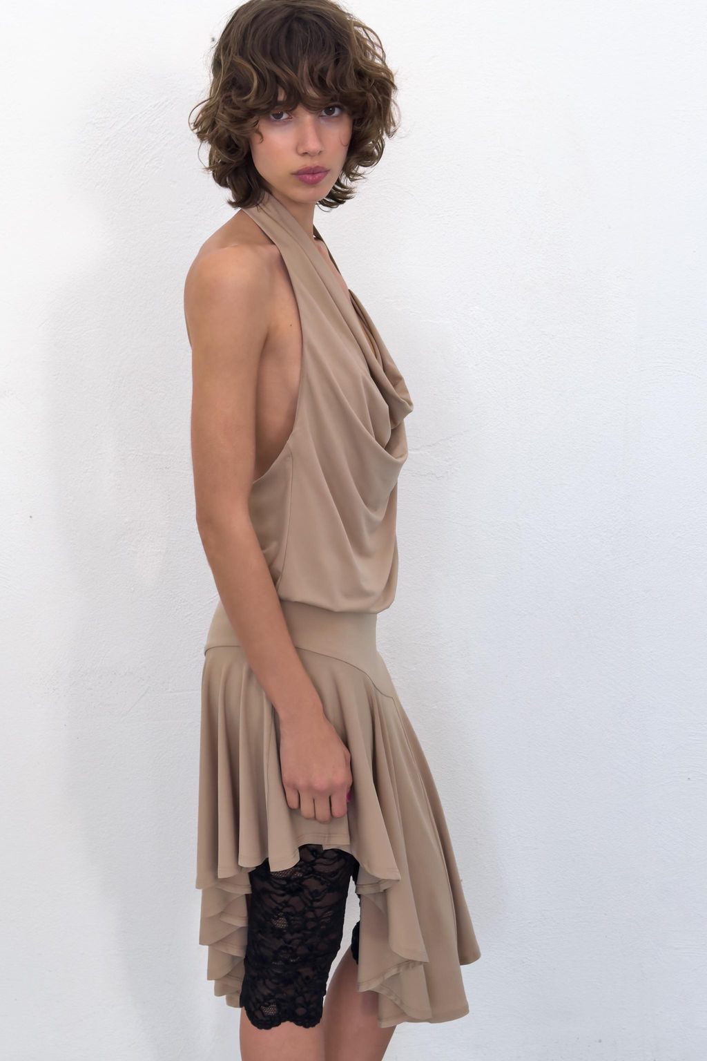 VESTIDO HALTER ESPALDA DESCUBIERTA / Arena - Zara фото 14