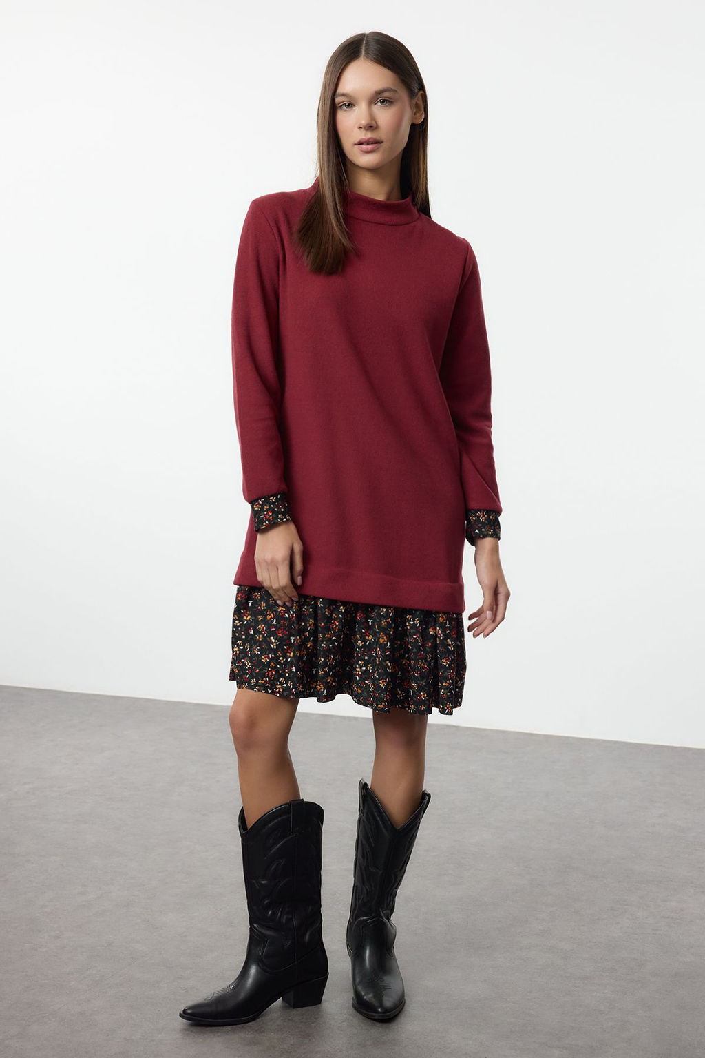 TRENDYOLMILLA Zumrut Yesili Cicek Bask?l? Mini Selanik Dik Yaka Orme Elbise TWOAW25EL00282  фото 2