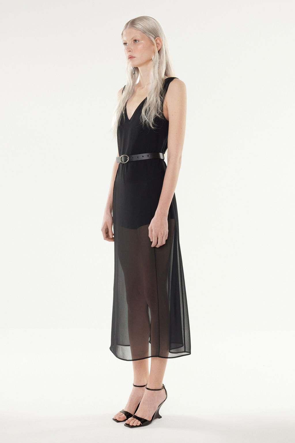 X Yapay Zeka Siyah Ici Tulum Detayl? Suni Deri Kemerli Dokuma Sifon Elbise TPRSS24EL00183 - Trendyolmilla фото 4