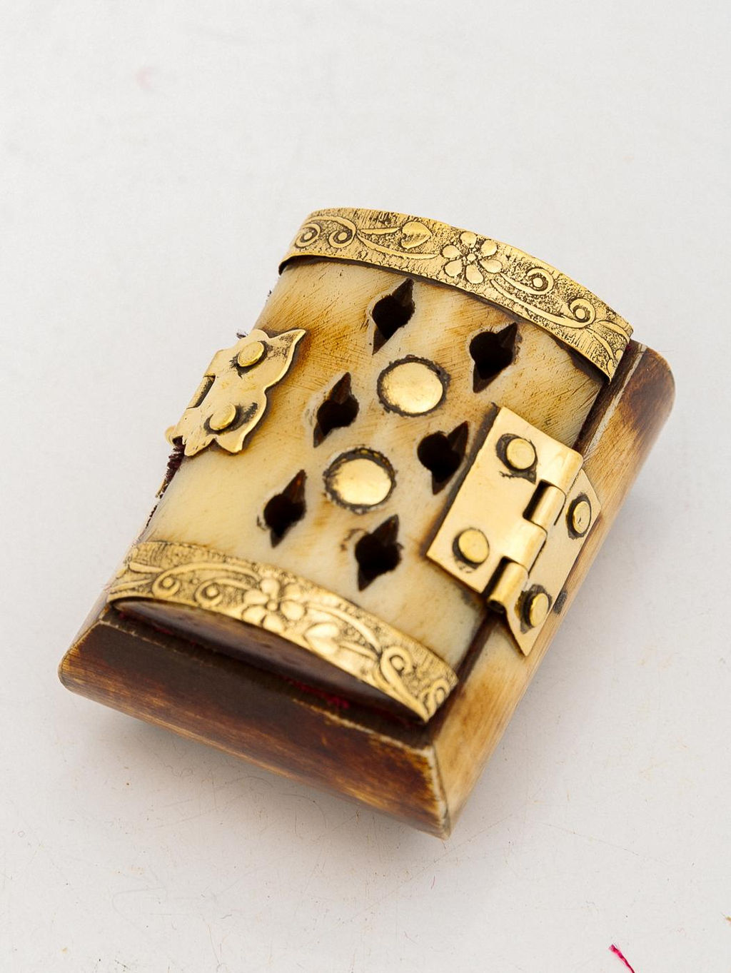 Шкатулка с инкрустацией (кость) №Шк121/2 2шт/уп - Ганг фото 4