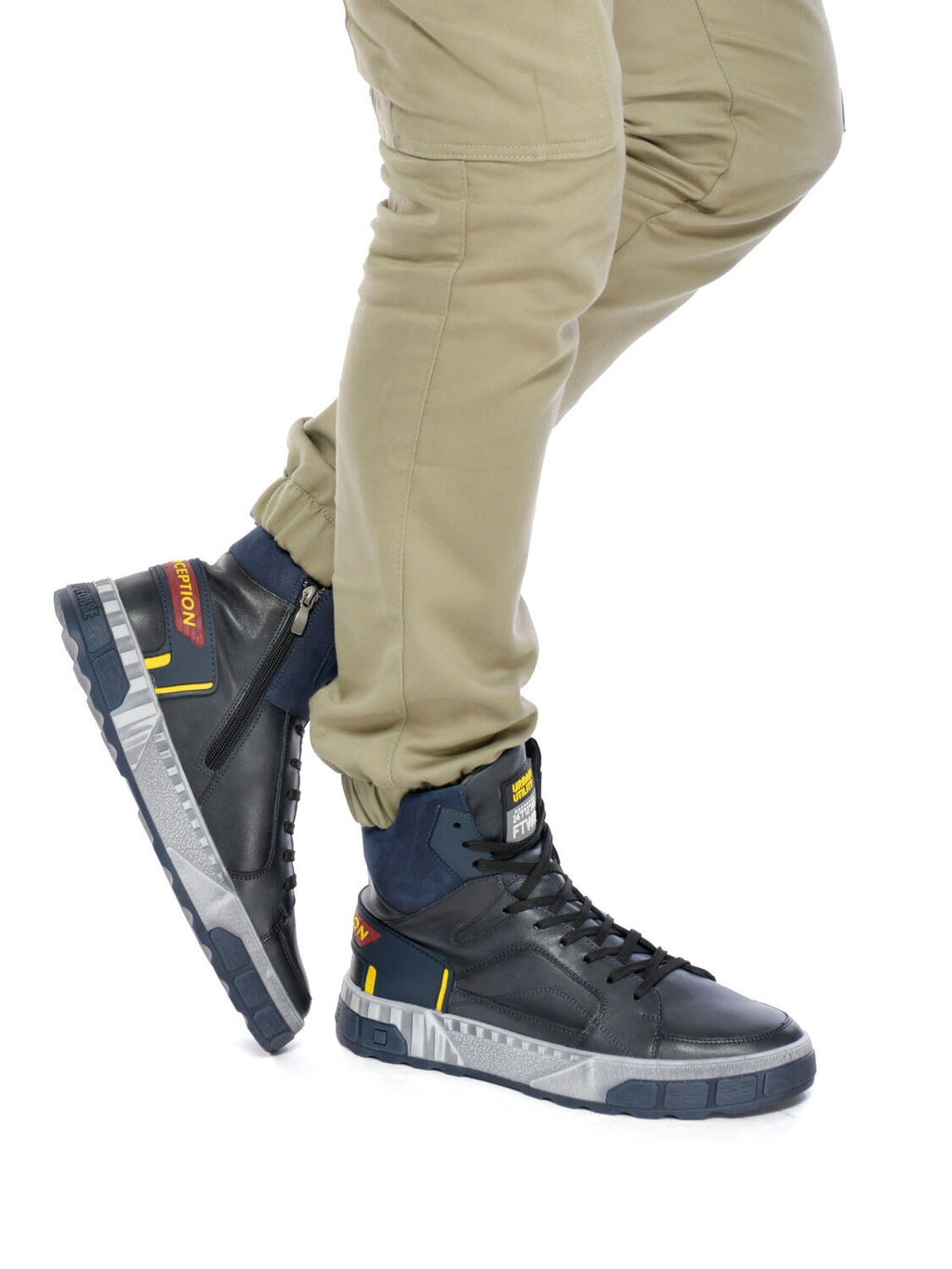 ботинки
BELWEST