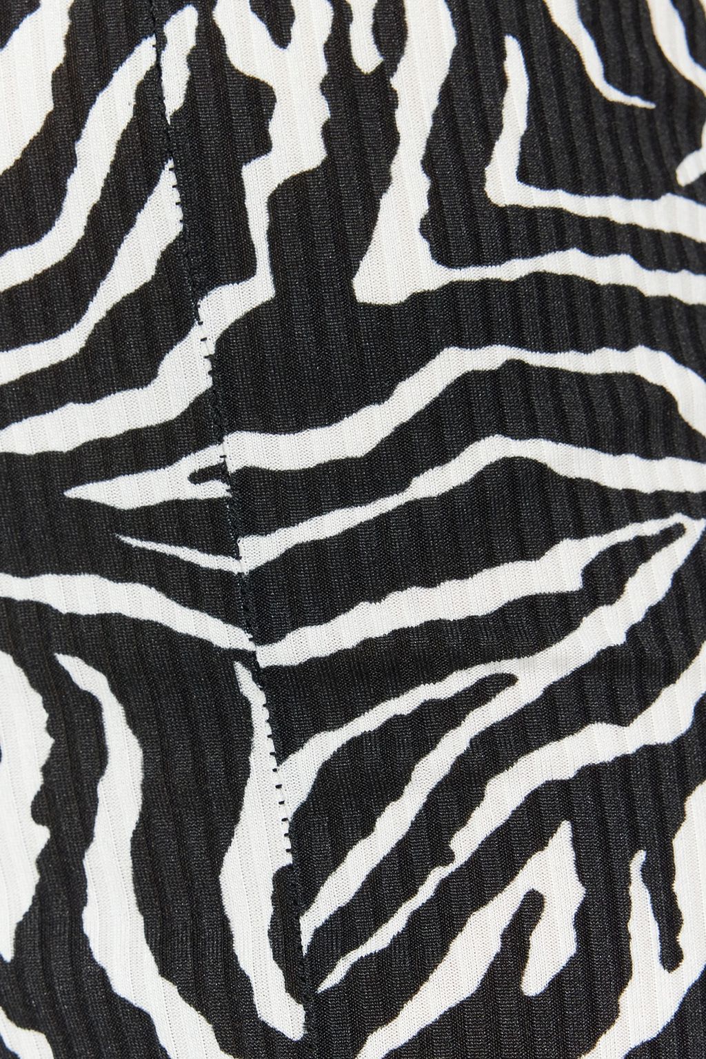 Siyah Zebra Desenli Y?rtmac Detayl? Yuksek Bel Straigth Esnek Orme Pantolon TWOSS22PL0243