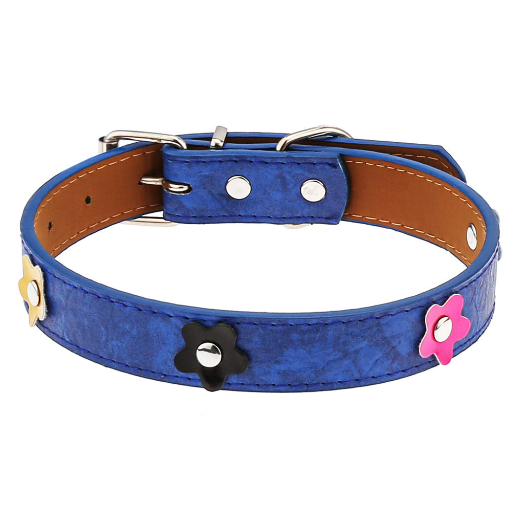 Пэт тойс (Pet toys) Ошейник для собаки Цветы 2,4х51см, металлическая застежка, под кожу, с декором, на картоне, цвета в ассортименте: красный, синий, черный, коричневый (Китай)