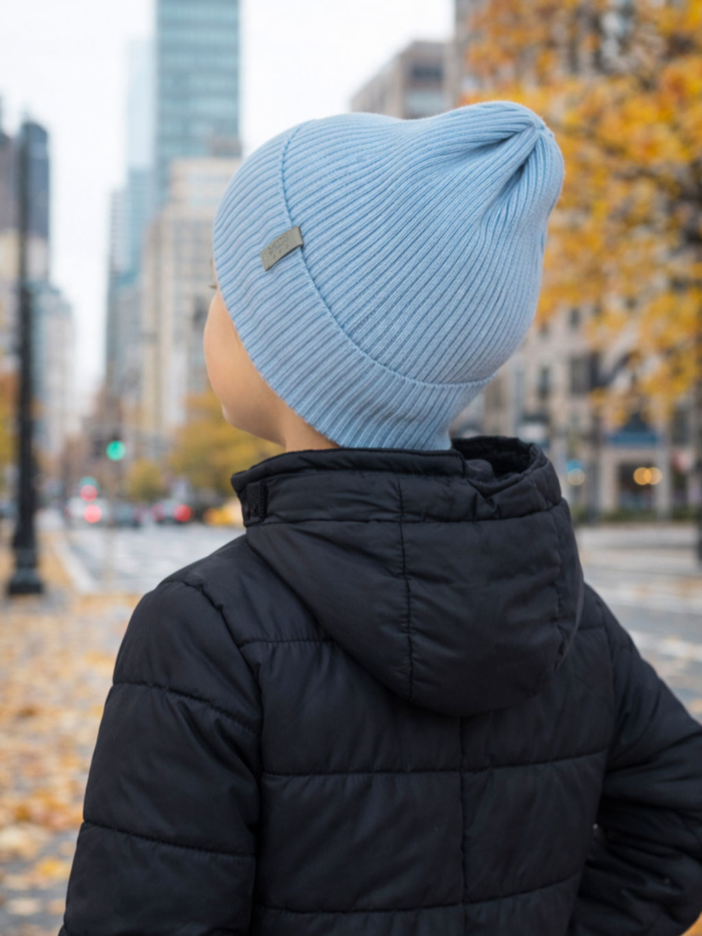 Шапка детская вязаная светлоголубая