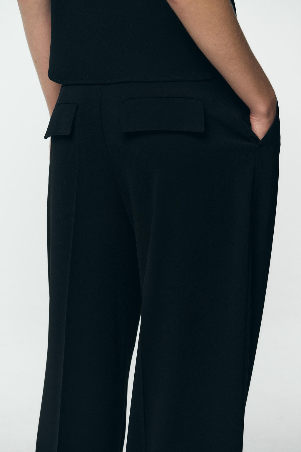 WIDE-LEG TROUSERS WITH CHAIN - Zara фото 15