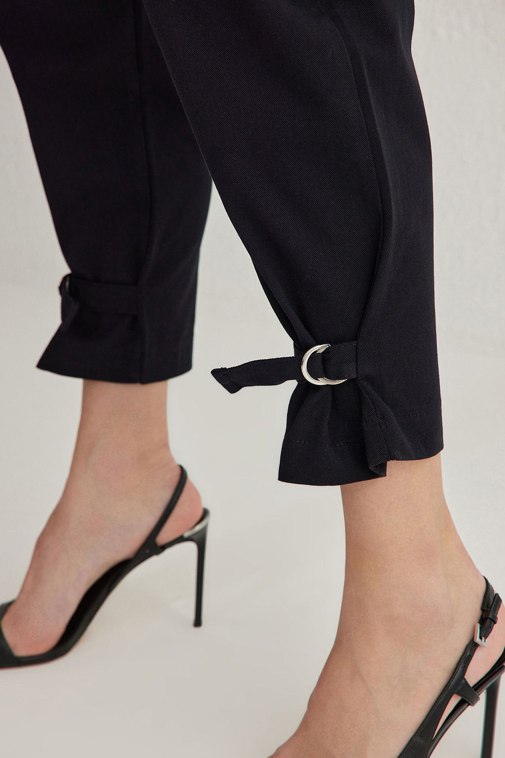 TRENDYOLMILLA Tas Kemerli Kargo Dokuma Pantolon TWOSS21PL0138 фото 9