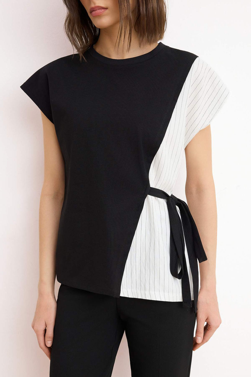 Trendyolmilla Siyah Pilise ve Baglama Detayl? Relaxed/Rahat Kal?p Orme Bluz TWOSS25BZ00094  фото 28