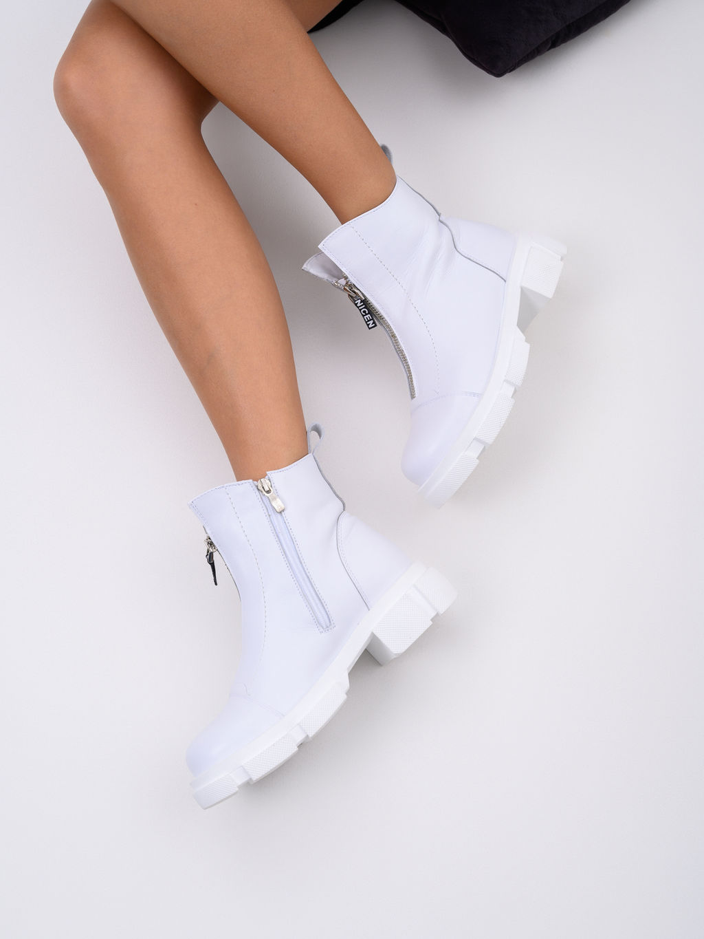 Ботинки 330.21074w. белый/Шерсть