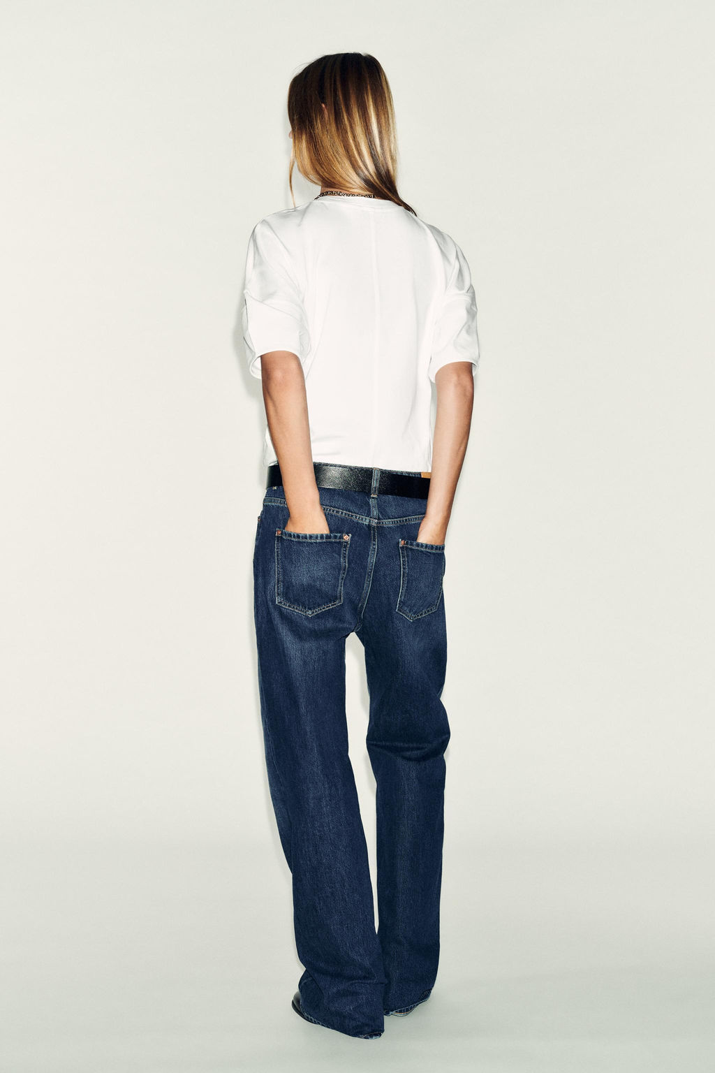 T-SHIRT WITH CONTRAST FLOWER PRINT - Zara фото 4