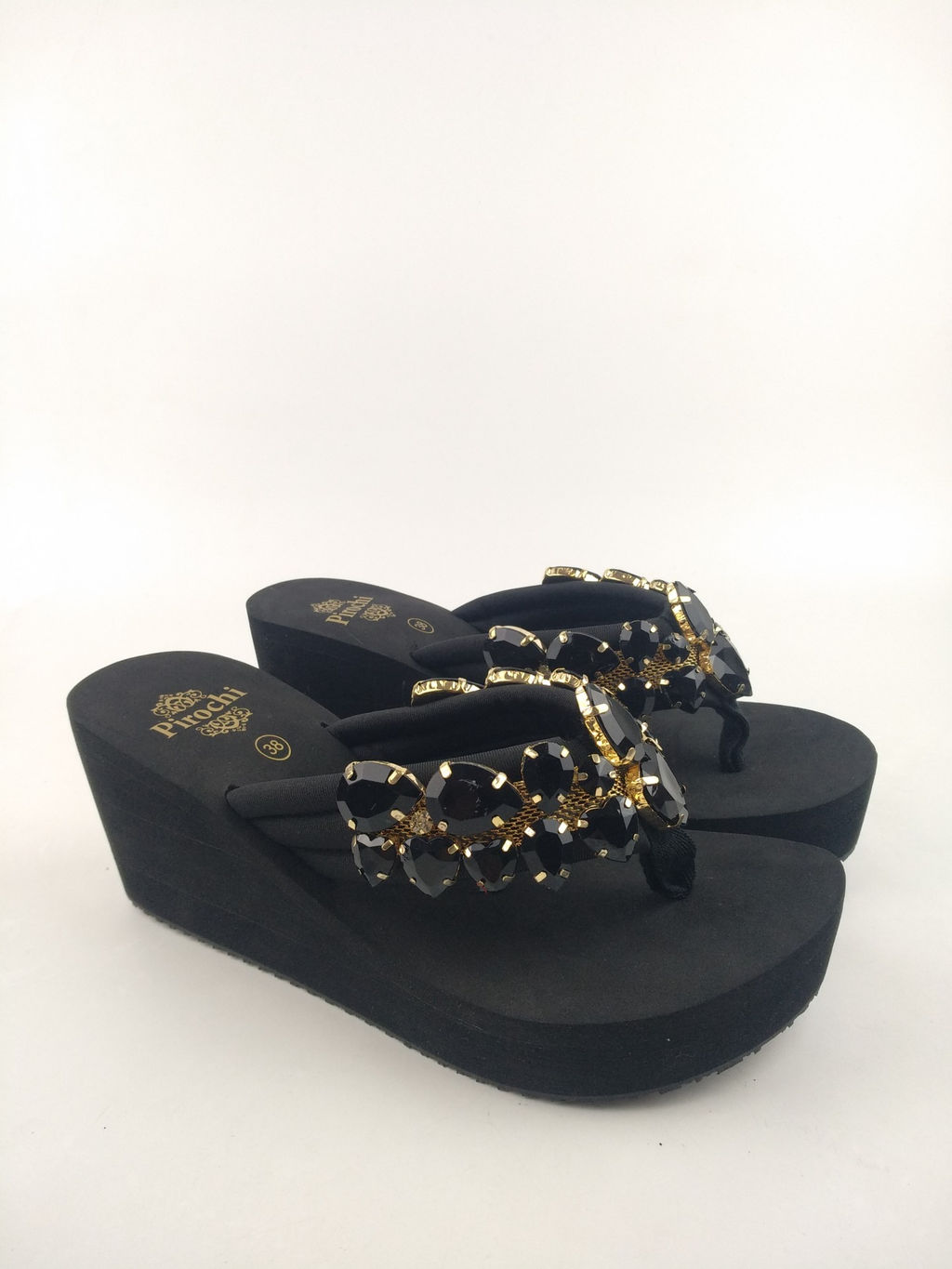 Сланцы на танкетке ЭВА