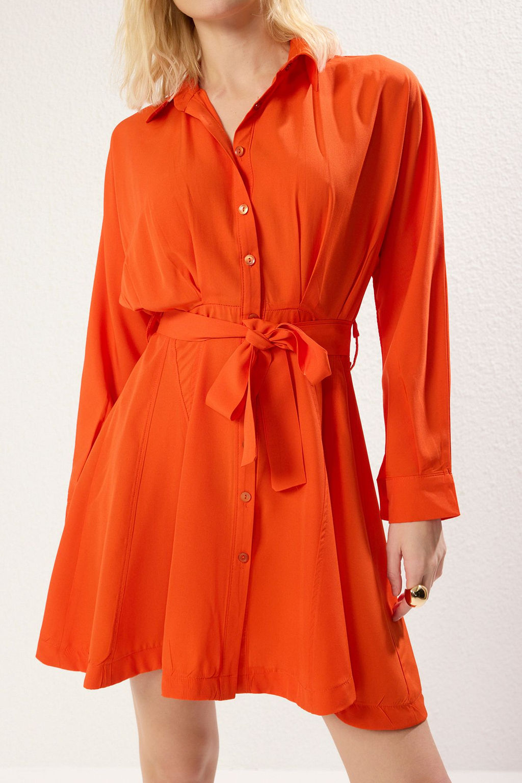 TRENDYOLMILLA Mavi Kusakl? Cizgili Mini Dokuma Gomlek Elbise TWOAW25EL00154  фото 20