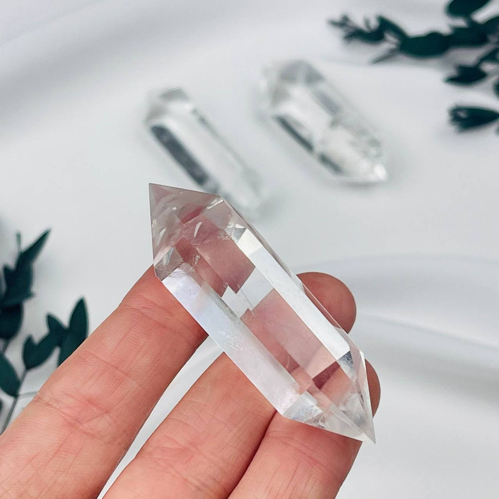 Кристалл двухконечный из Горного Хрусталя