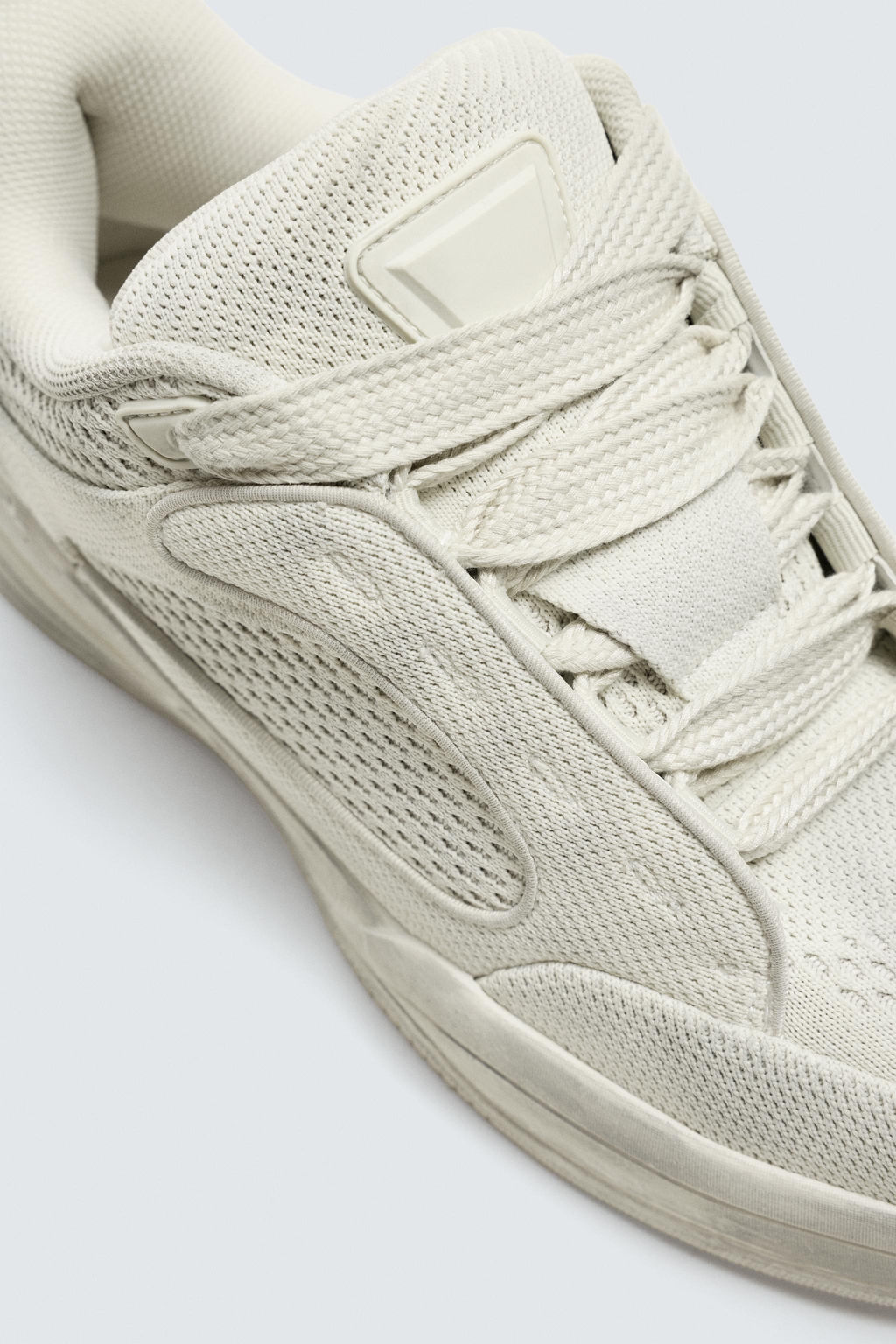 DISTRESSED CHUNKY TRAINERS - Zara фото 11