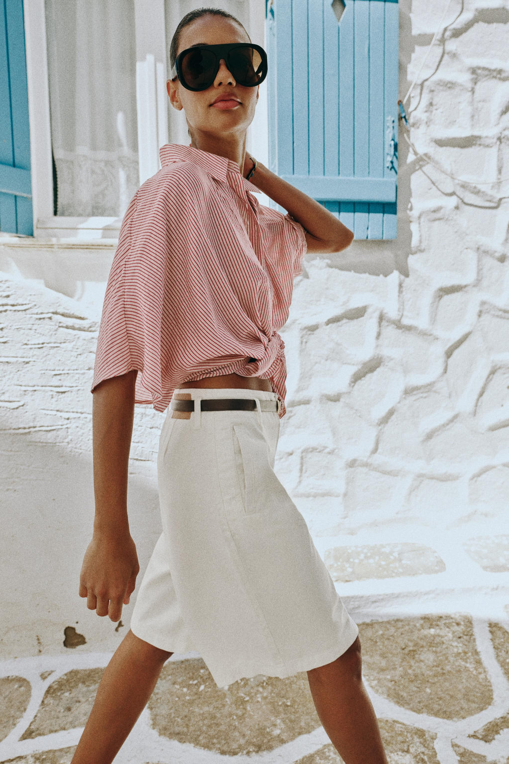 BERMUDA PLIEGUES CINTUR?N / Crudo - Zara фото 4