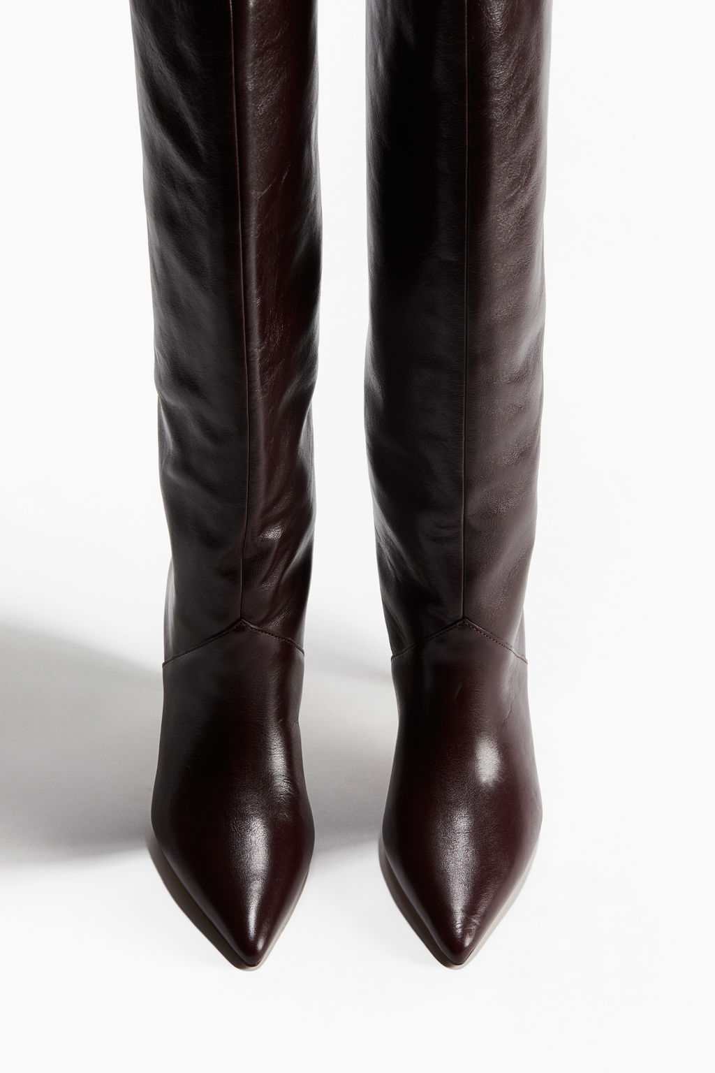 Botas de piel a la rodilla con puntera fina - H&m фото 6