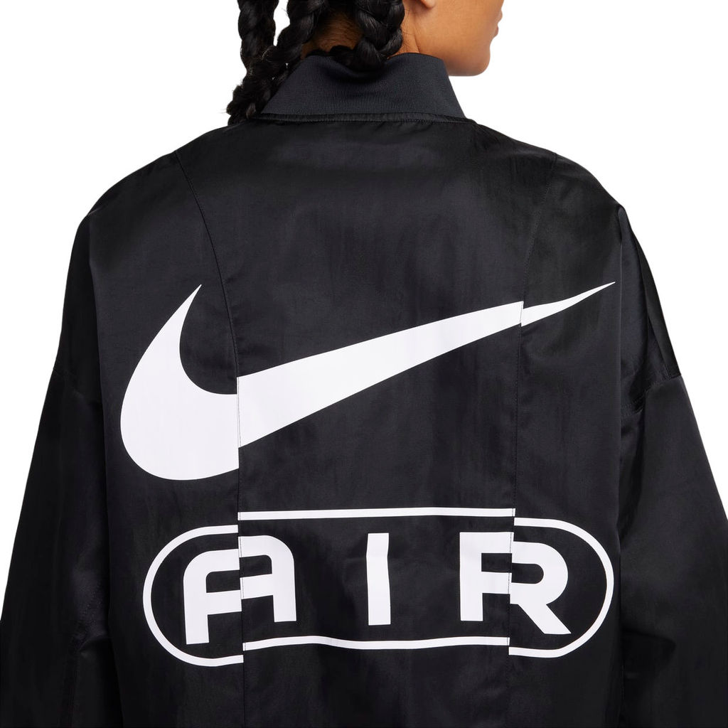 Ветровка женская