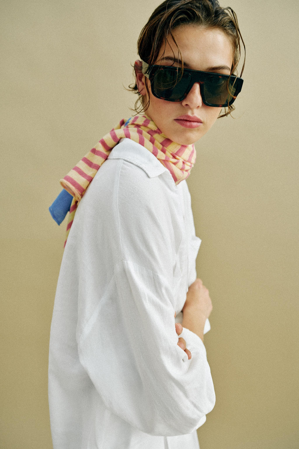CAMISA FLUIDA CON LINO / Blanco - Zara фото 3