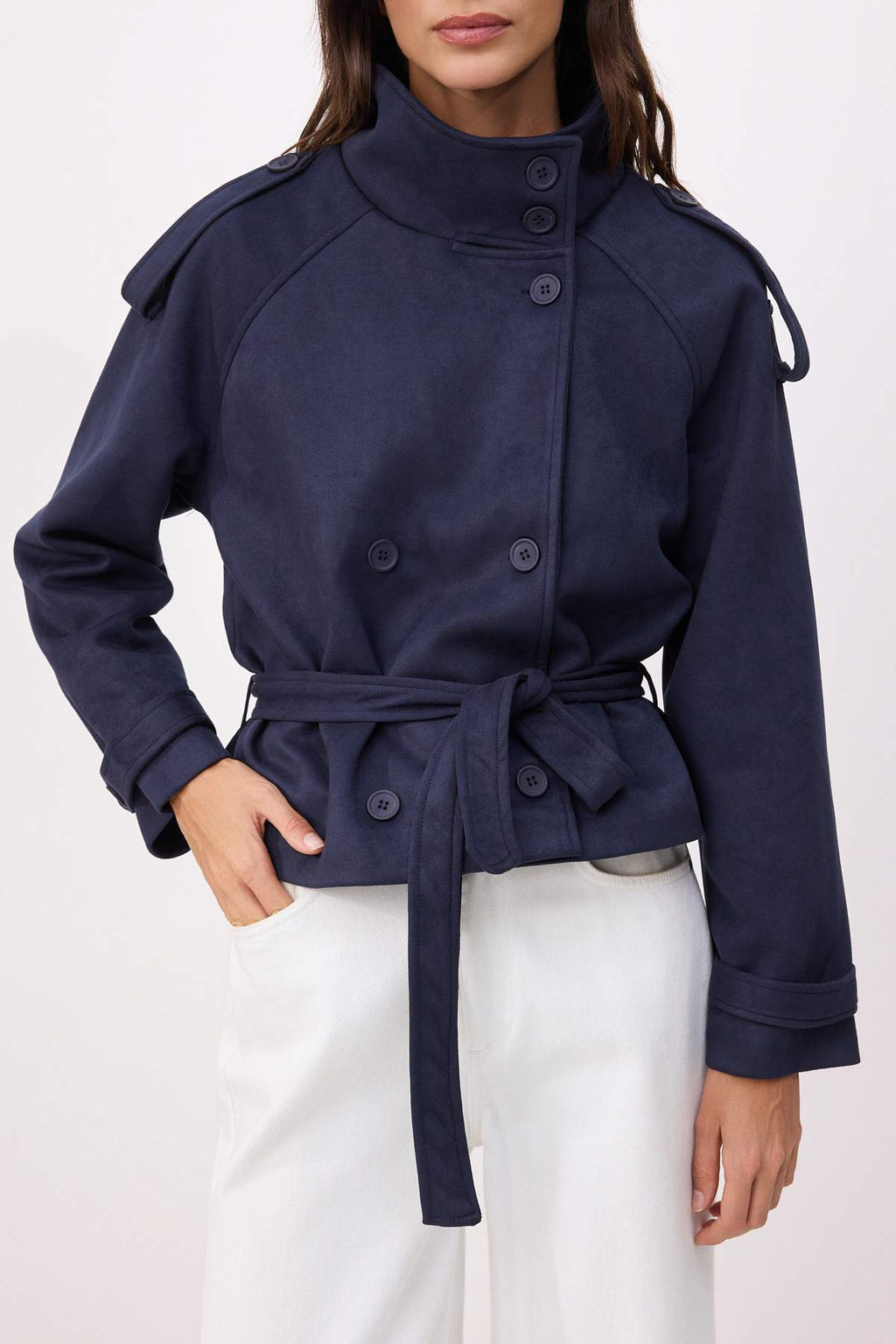 Lacivert Regular Dik Yaka Kemerli K?sa Suet Trenckot TWOSS26TR00009