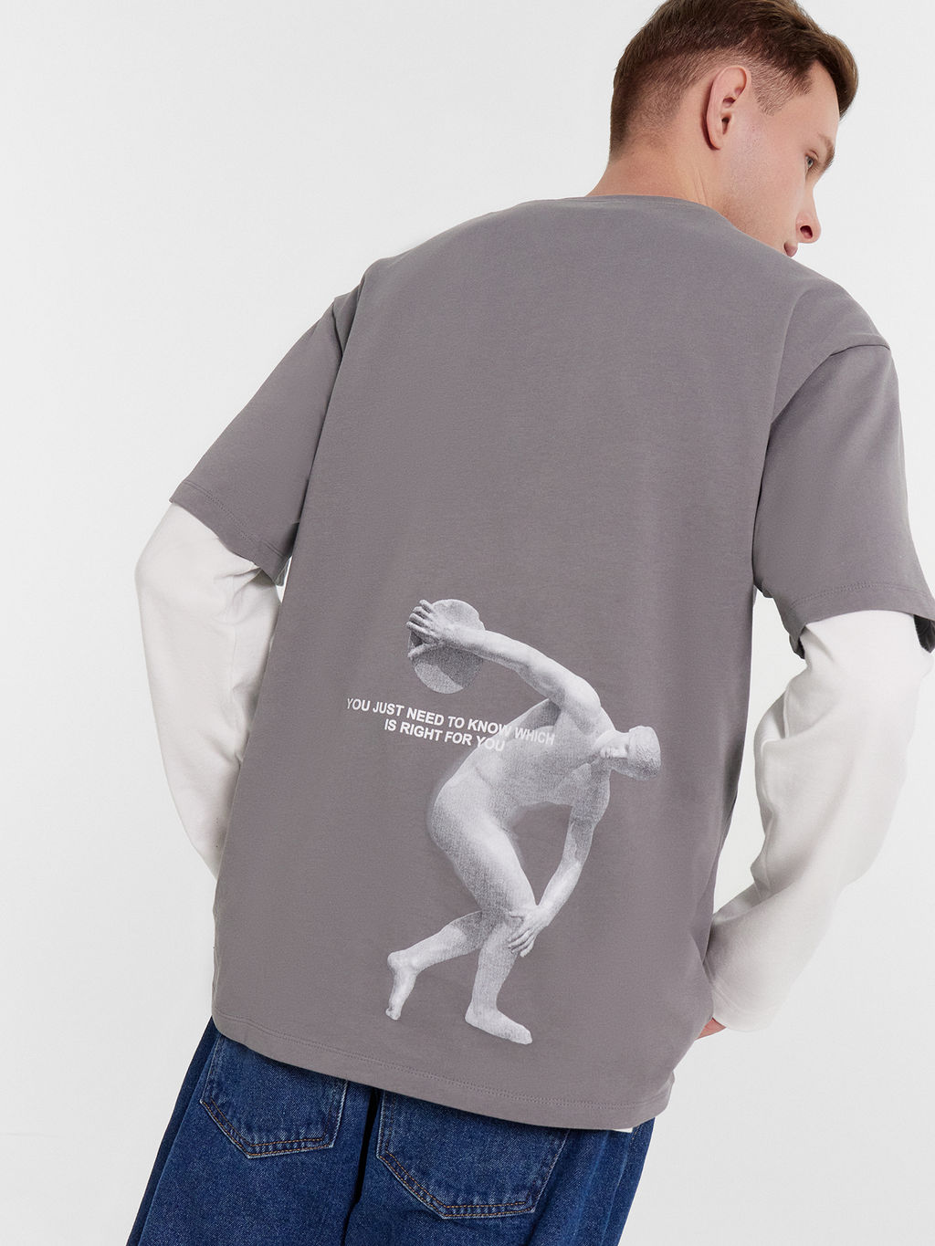 Футболка мужская в сером оттенке с печатью глина +печать 111846 - Mark formelle фото 2