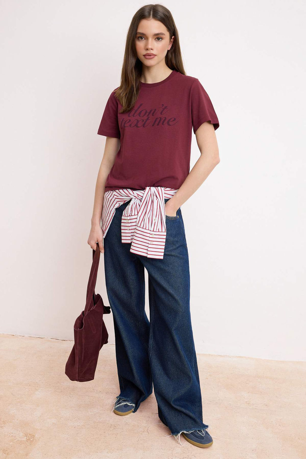 Bordo Slogan Regular/Normal Kal?p K?sa Kollu %100 Pamuk Orme T-Shirt TWOSS26TS00153 - Trendyolmilla фото 2