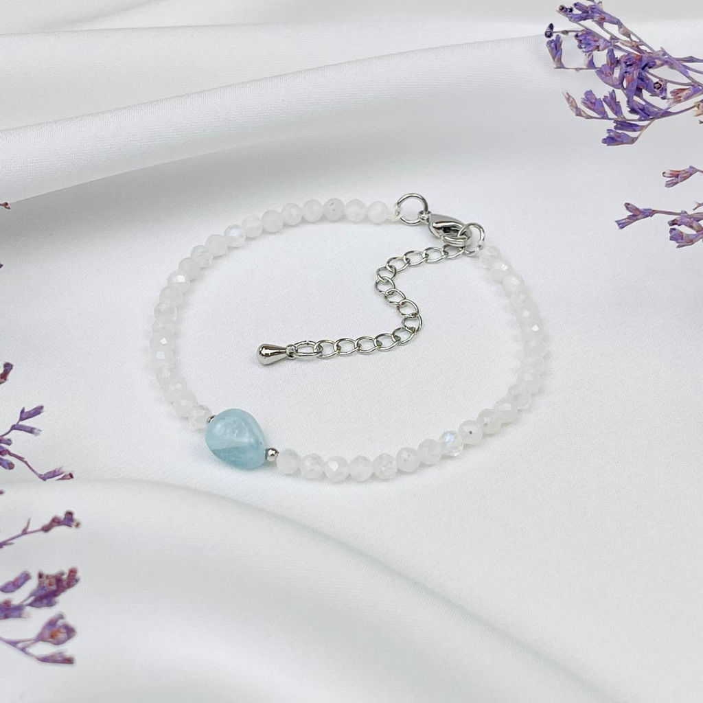 Браслет из Лунного камня и Аквамарина - Радуга самоцветов фото 2