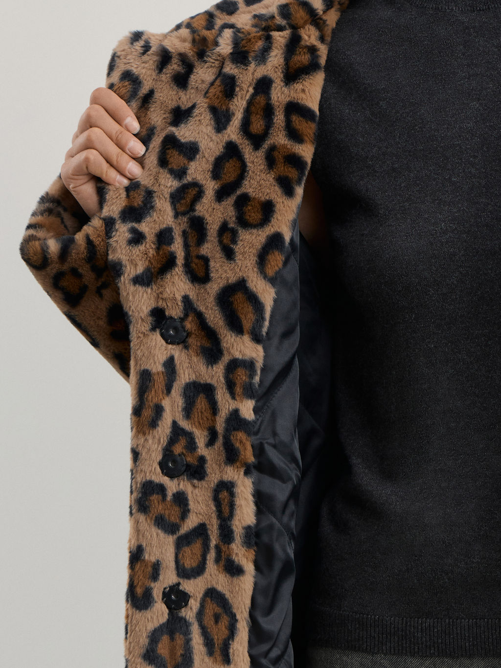 Шуба из искусственного меха с принтом / Zarina  фото 6