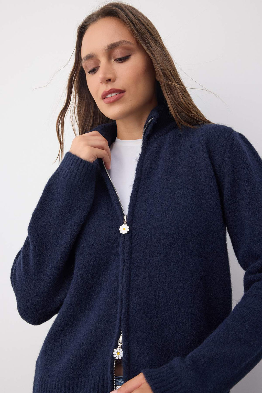 Wardrobe Essentials Sar? Yunlu Fermuarl? Dik Yaka Papatya Elcikli Triko H?rka |TWOAW26HI00090 - Trendyolmilla фото 8