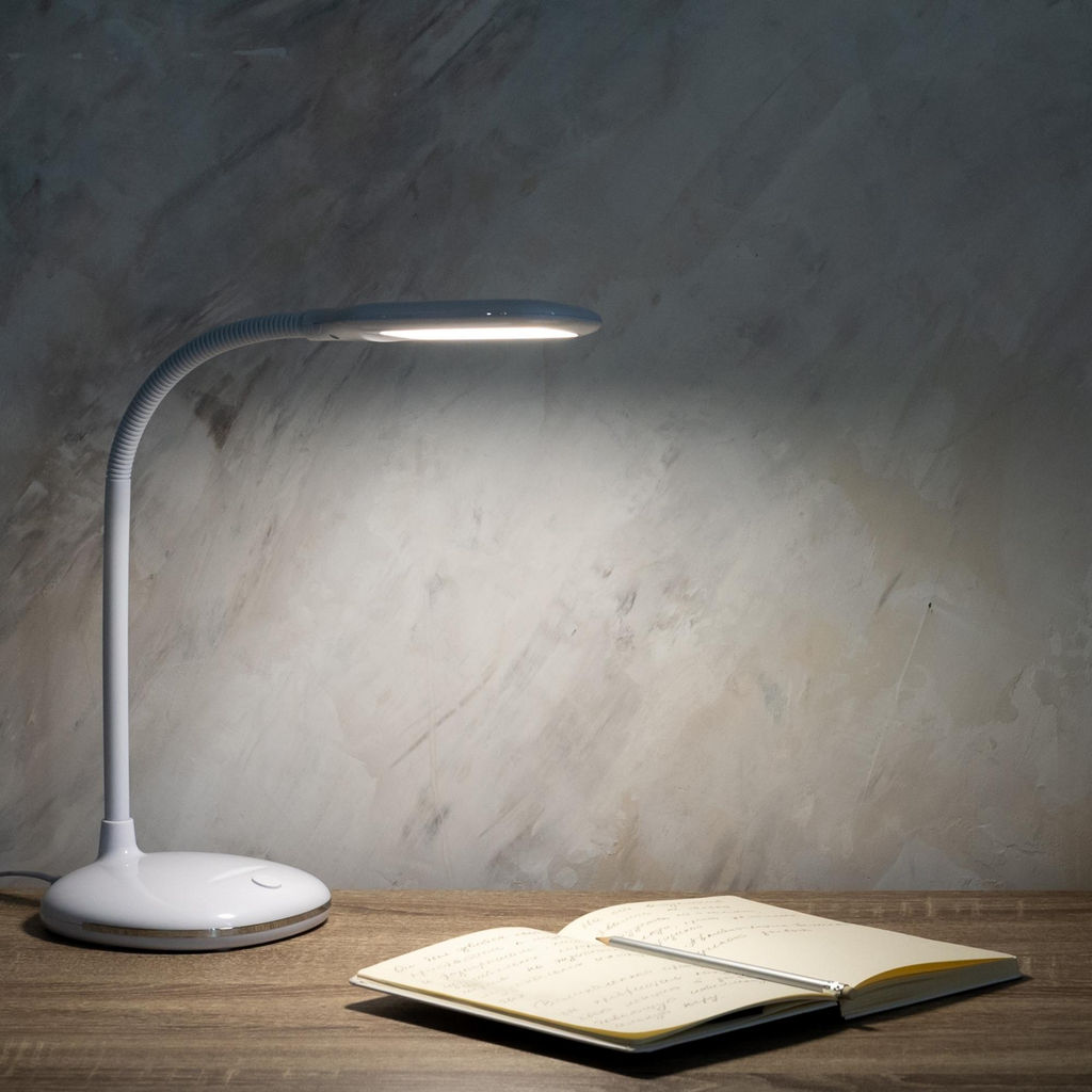 TLD-561 White/LED/450Lm/4500K Светильник настольный, 7W. Механический выключатель. Белый. ТМ Uniel - Volpe фото 12