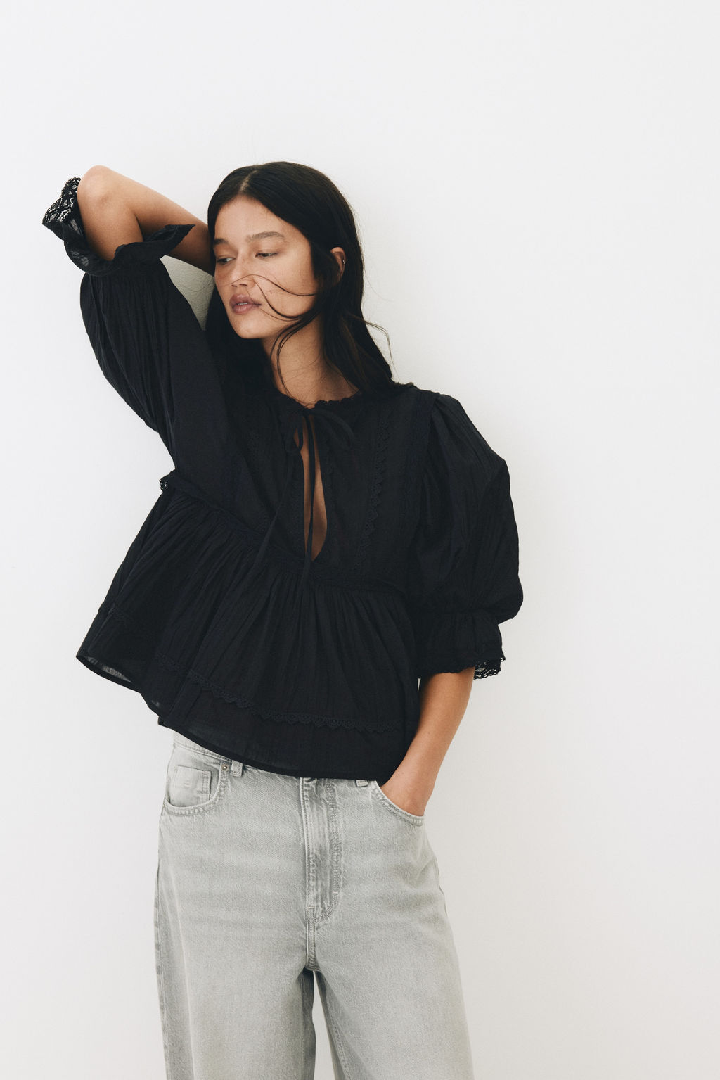 Blusa de algod?n con ribete de encaje - H&m фото 4