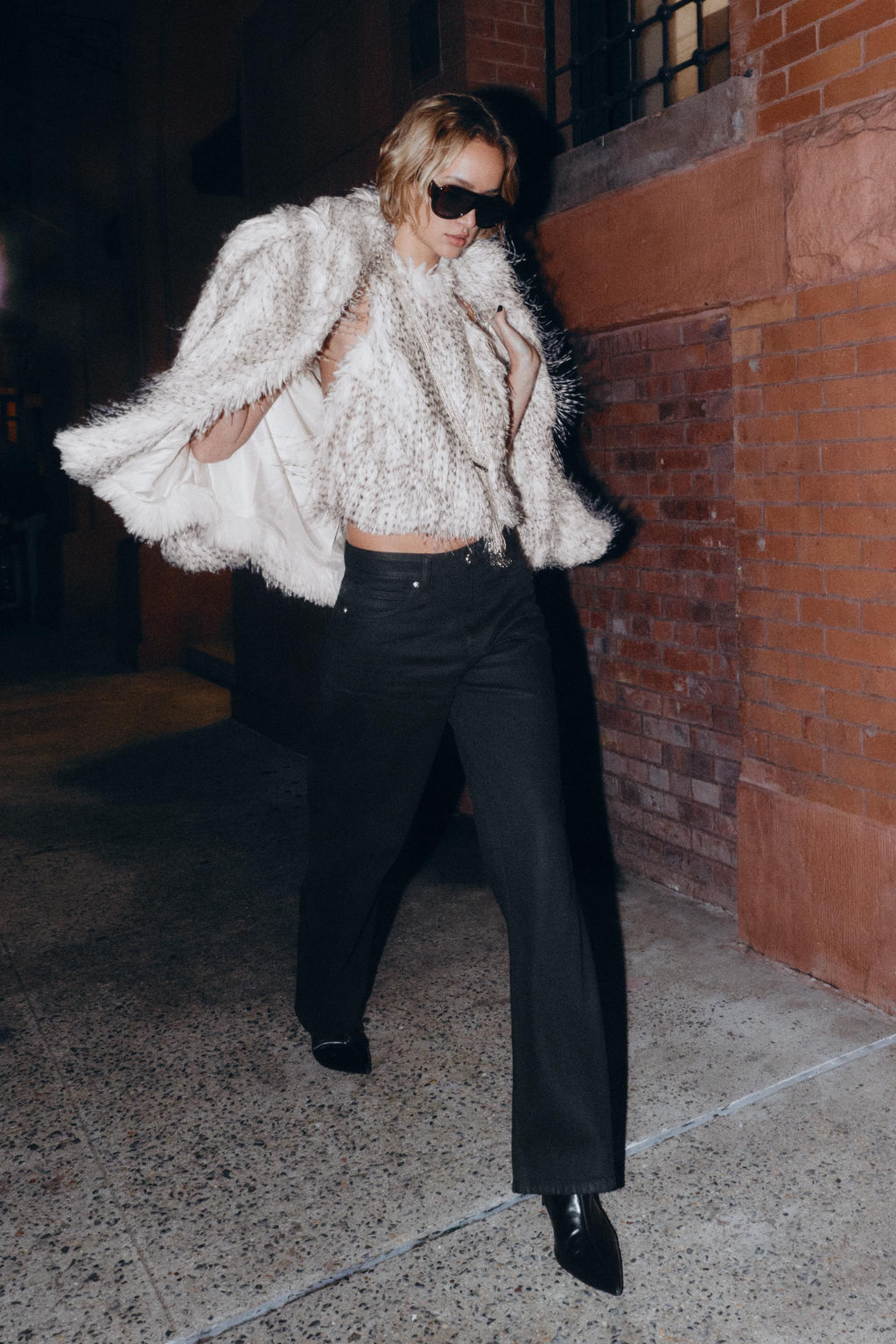 Z1975 REGULAR FIT HIGH-WAIST COATED JEANS