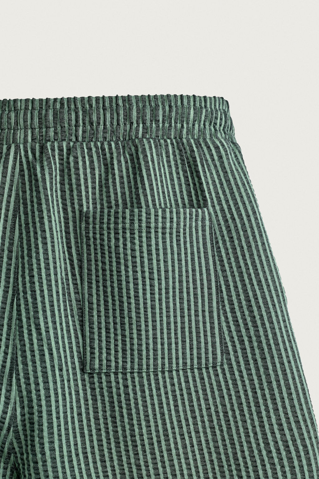 BERMUDA REGULAR FIT SEERSUCKER CONFORT / Verde - Zara фото 9