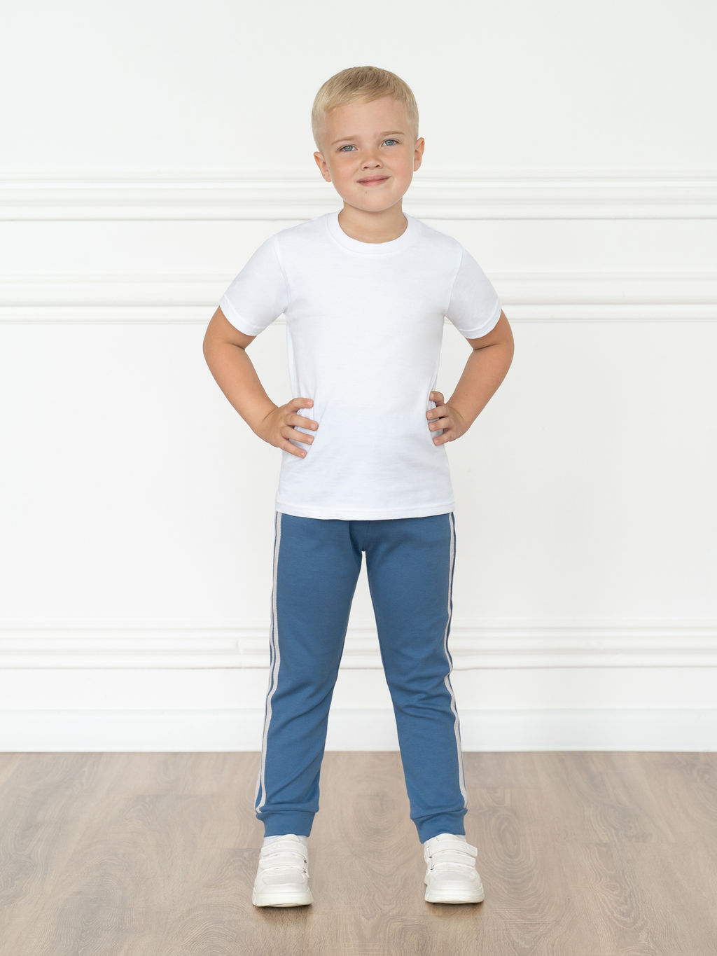 Штанишки детские джинс с лампасами