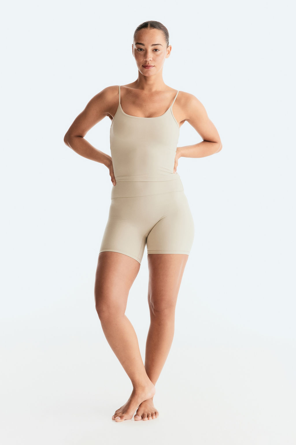 Top de deporte SoftMove con sujetador integrado - H&m фото 13