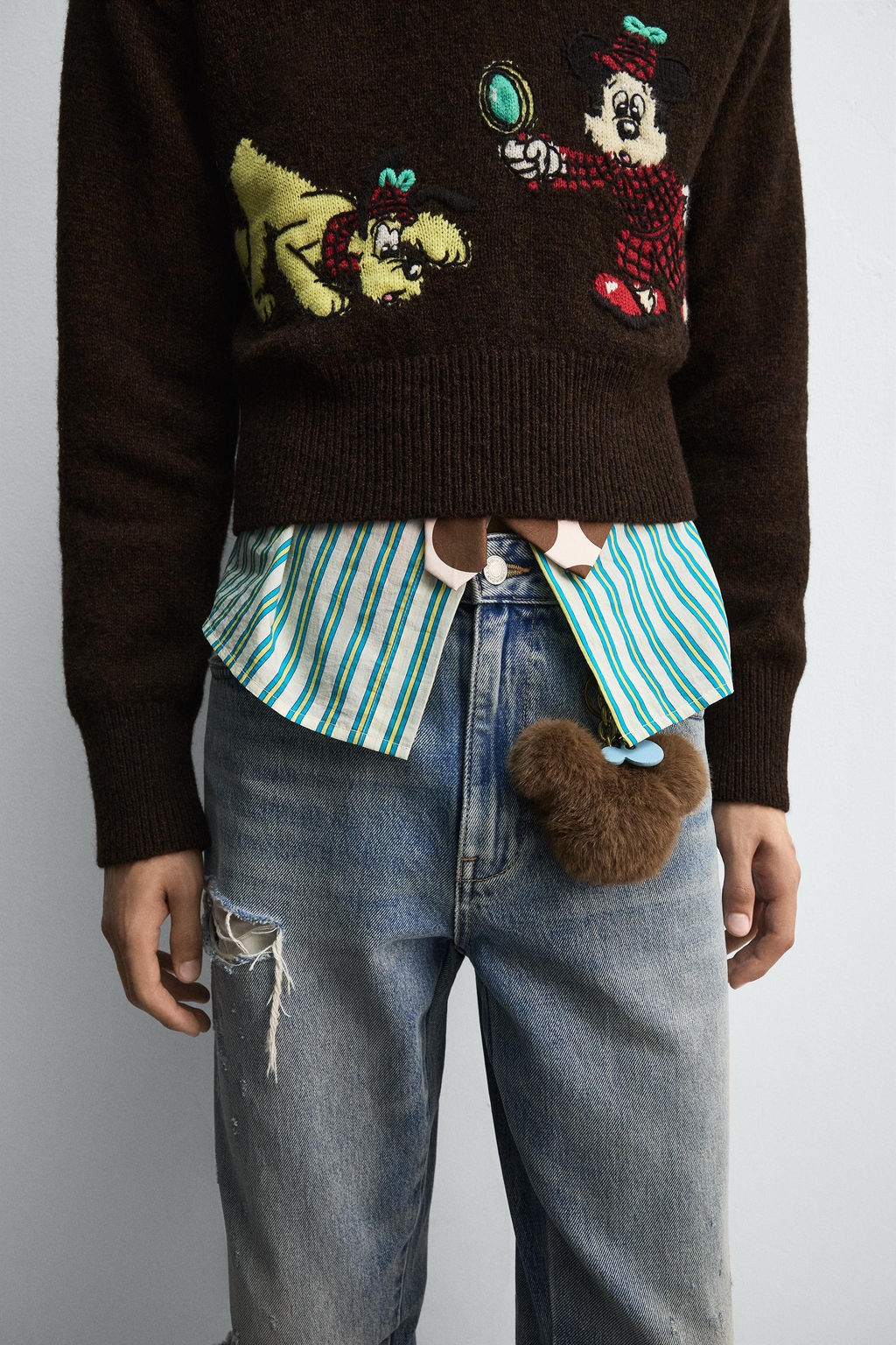 RIPPED FLARE FIT JEANS HARRY LAMBERT FOR ZARA X DISNEY  фото 6