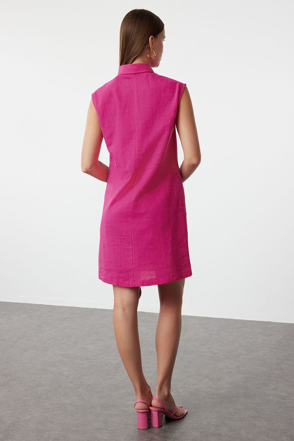 TRENDYOLMILLA Lacivert Duz Kesim Cepli Gomlek Yaka Keten Gorunumlu Mini Dokuma Elbise TWOSS22EL1068 фото 15